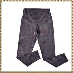 Aerie Offline Purple Camo High Waist Leggings Large